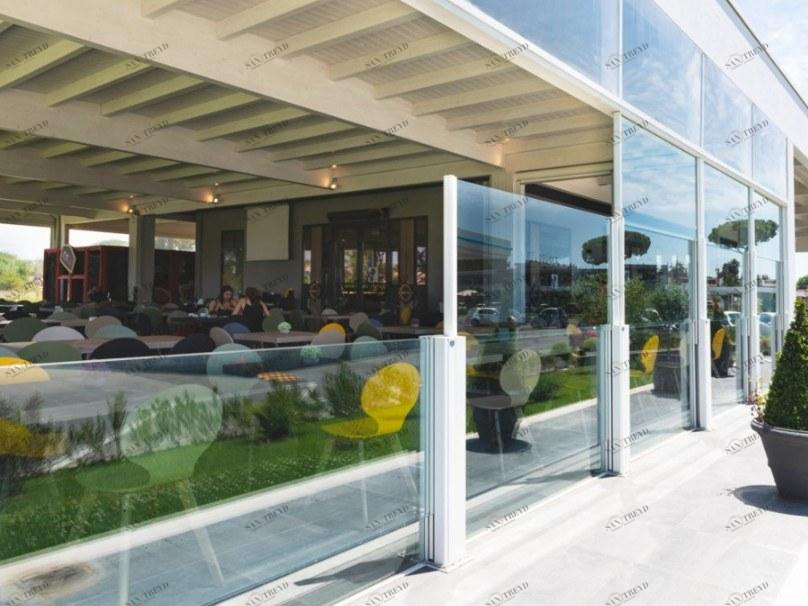 Protezioni Экран с вертикально раздвижными стеклянными панелями Pareo sun-id-1407237