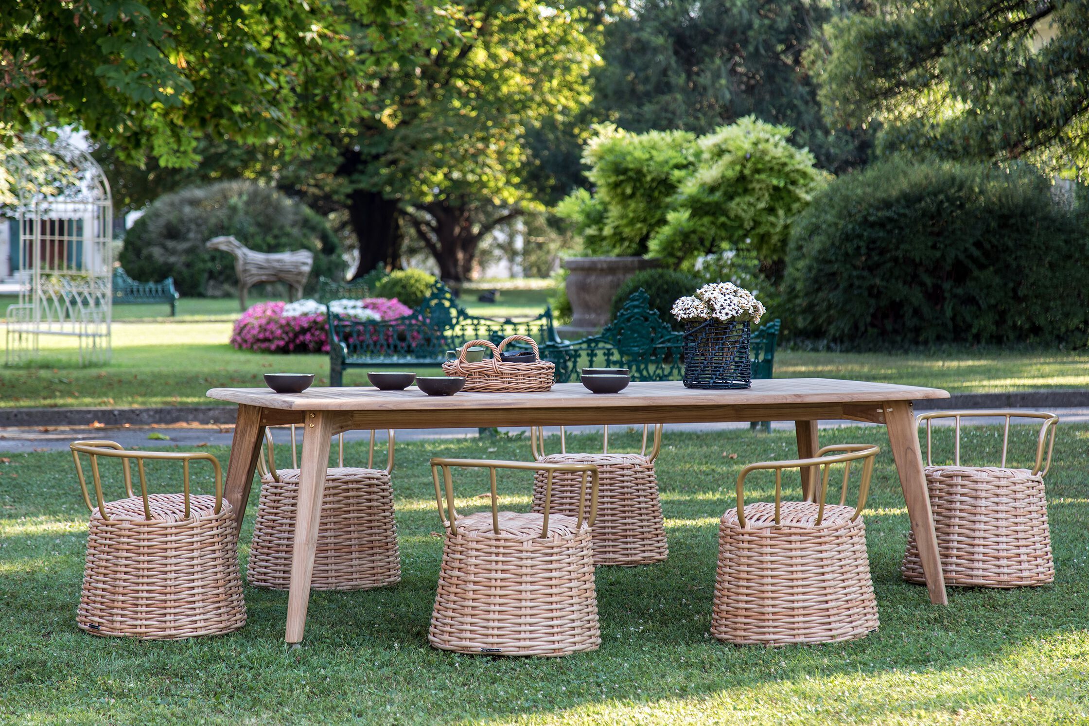 Прямоугольный садовый стол из тикового дерева cbdesign Continuum ARCH-00146578 - Вид №17