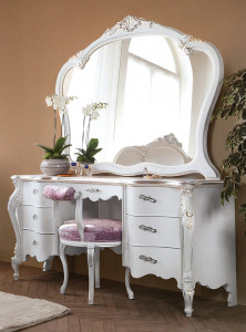 Туалетный столик  BTC INTERNATIONAL LA070L