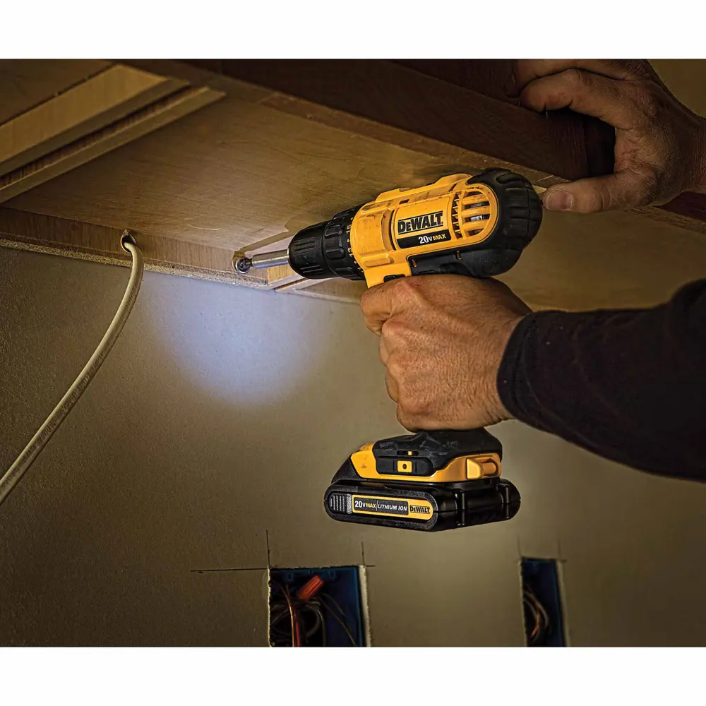 Дрель-шуруповерт аккумуляторная DeWalt DCD771S2, 18 В Li-ion 2х1.5 Ач 18218454 STLM-2066953  - Вид №23