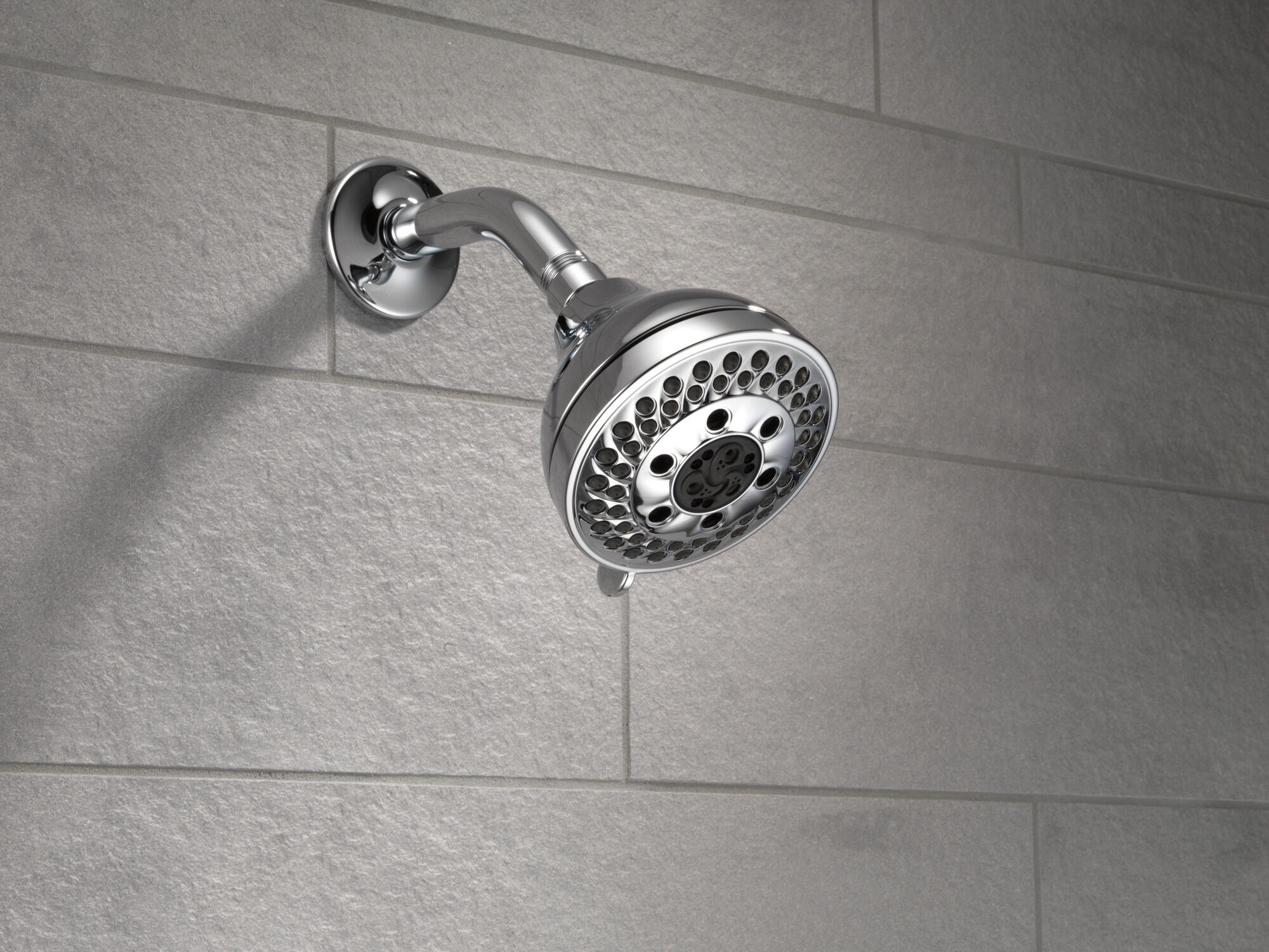 52637-RB15-PK H2Okinetic® 5-регулировочная душевая лейка Delta Faucet Universal Showering Венецианская бронза  - Вид №6