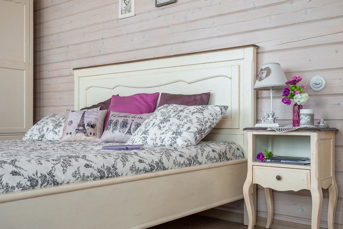 Кровать деревянная двуспальная 180х200 белая Mobilier de Maison ДОМАШНЯЯ ОБСТАНОВКА ДИЗАЙНЕРСКИЕ 017227 Серый Santreyd  - Вид №4