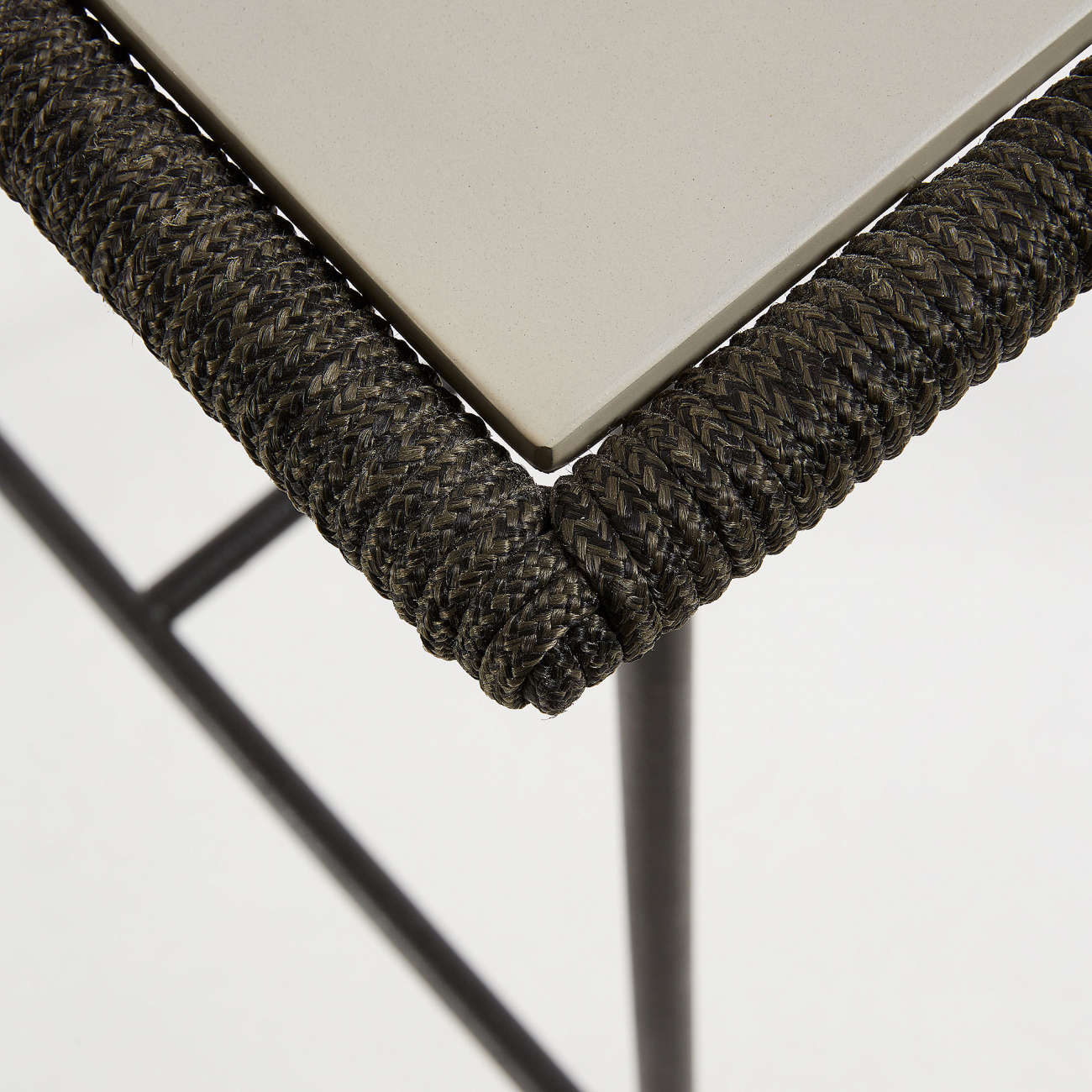 Стол металлический с цементной столешницей 70х70 серый Freeman от La Forma LA FORMA  289010 Серый  - Вид №2