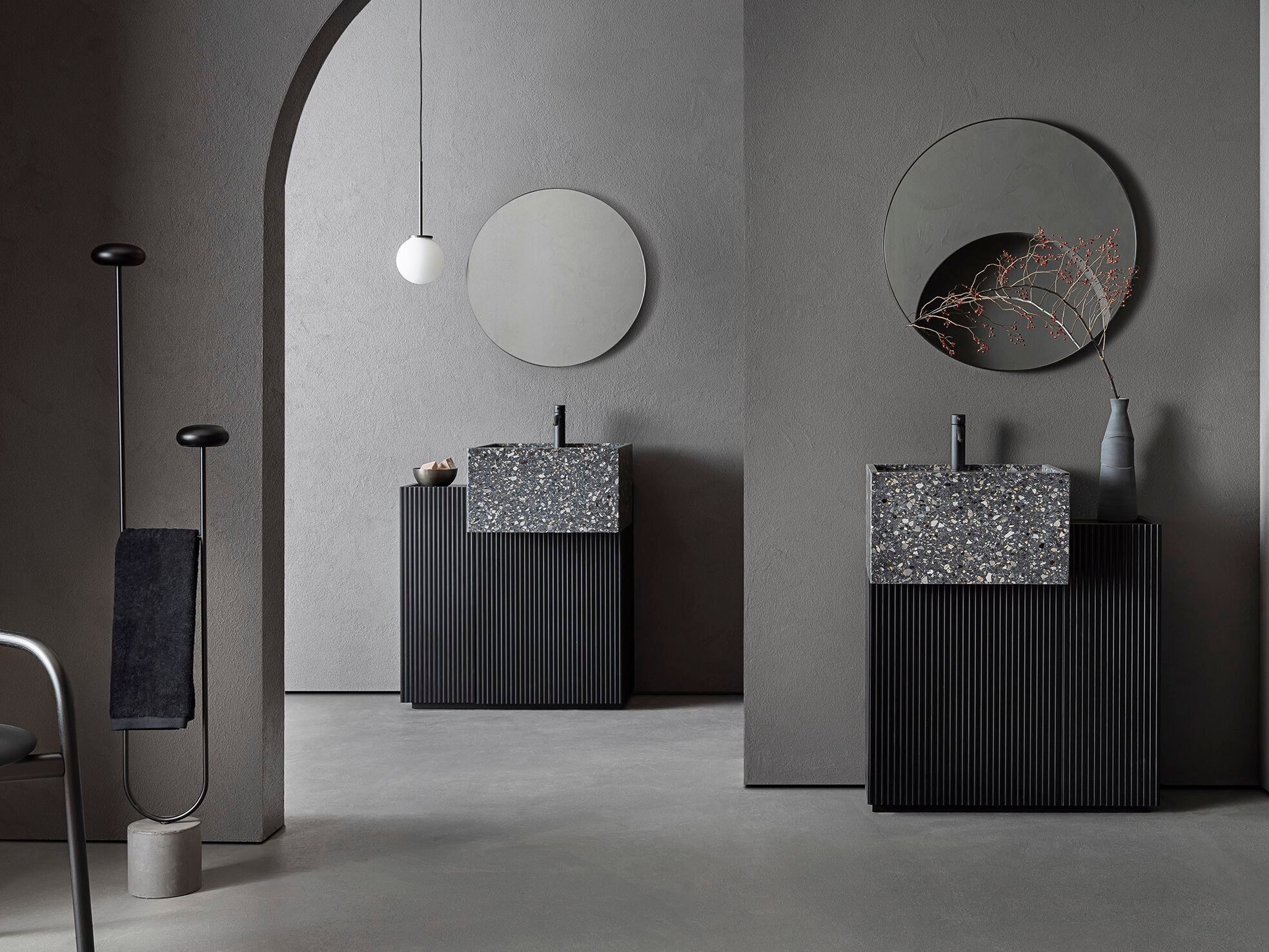 Состав ванной комнаты с раковиной, зеркалом и лампой Pirovano Пилар ARCH-00005658 - Вид №1