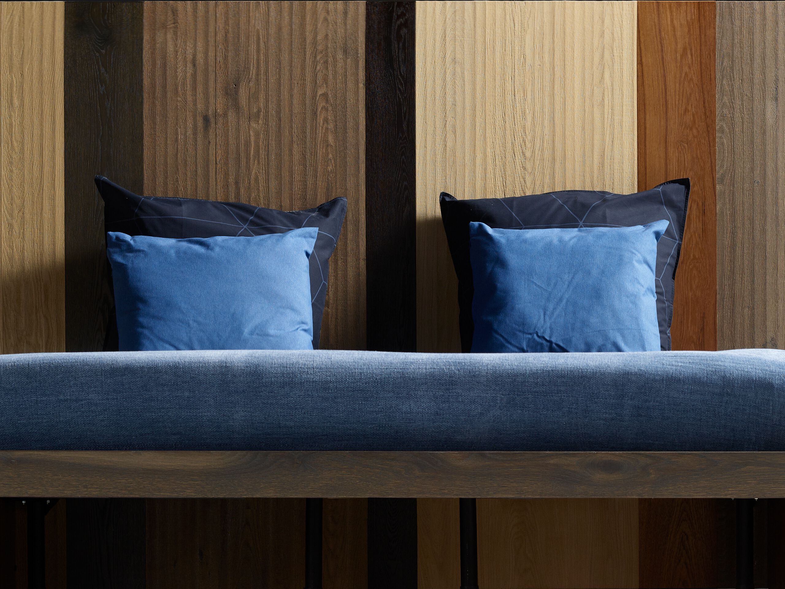 Деревянная двуспальная кровать с высоким изголовьем Disegno di Legno только ARCH-00130505 - Вид №2