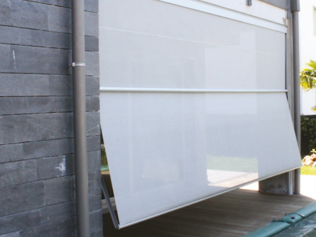 Моторизованный навес с боковыми направляющими RESSTENDE фасадные шторы ARCH-00081912 - Вид №2