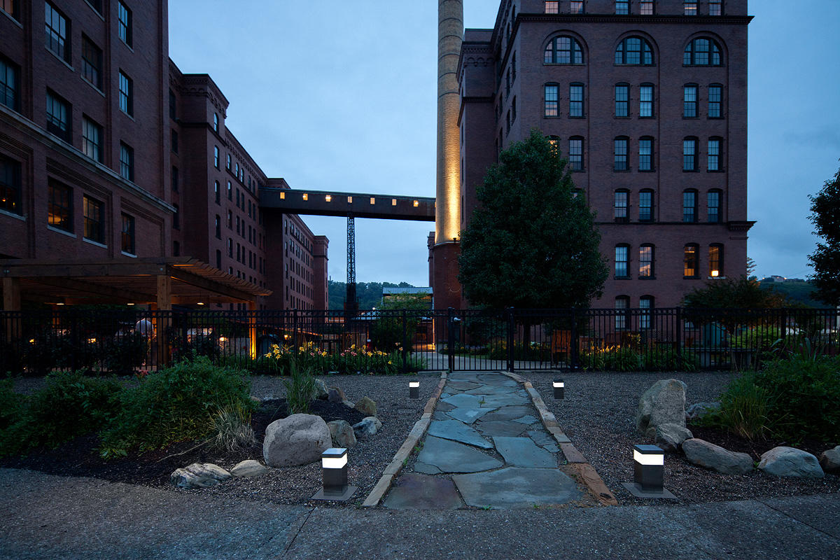 FSRT226 Столбик дорожки Rincon  Forms-surfaces  - Вид №2