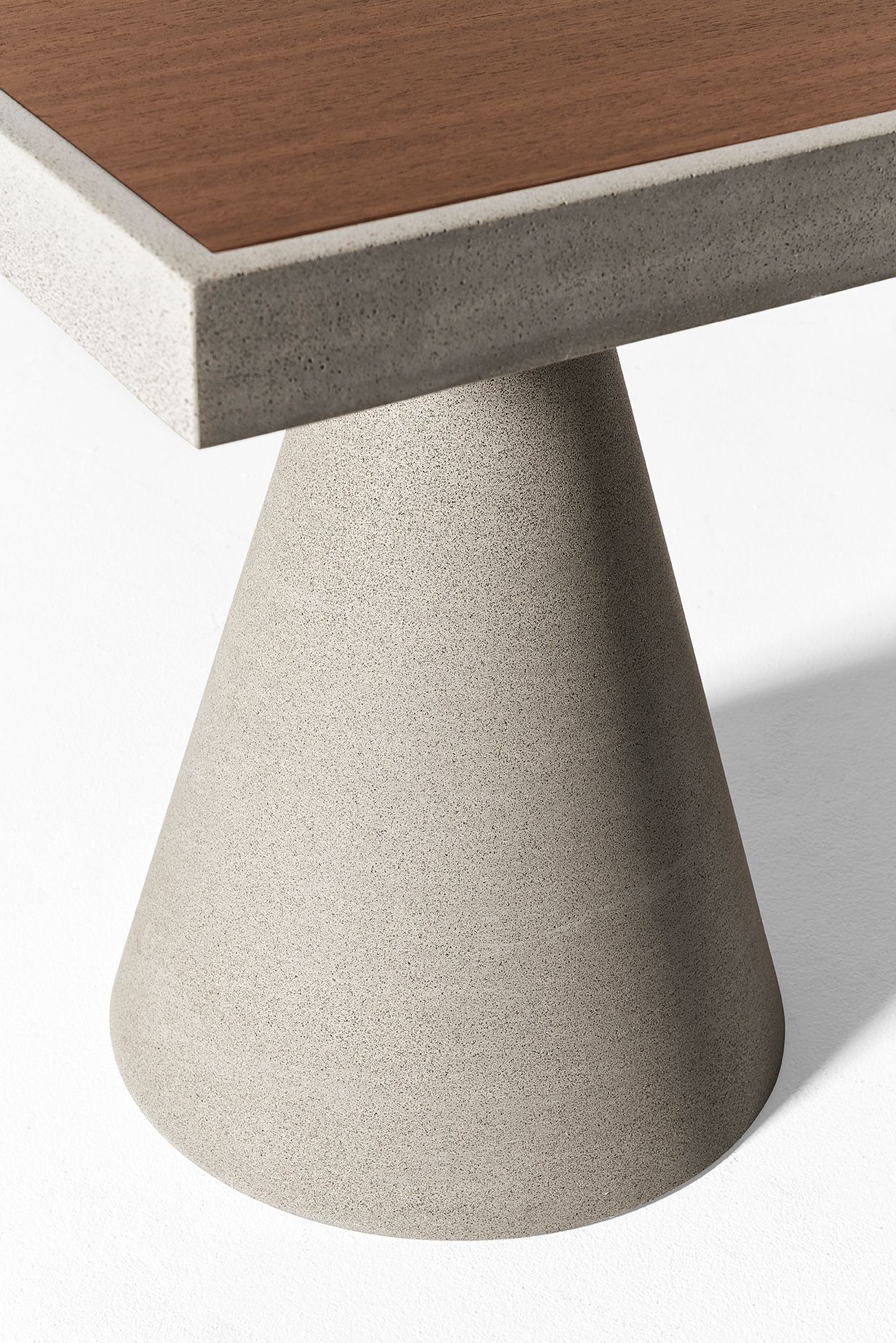 Квадратный садовый столик в Ductal® Meridiani CONE OPEN AIR ARCH-00147733 - Вид №1