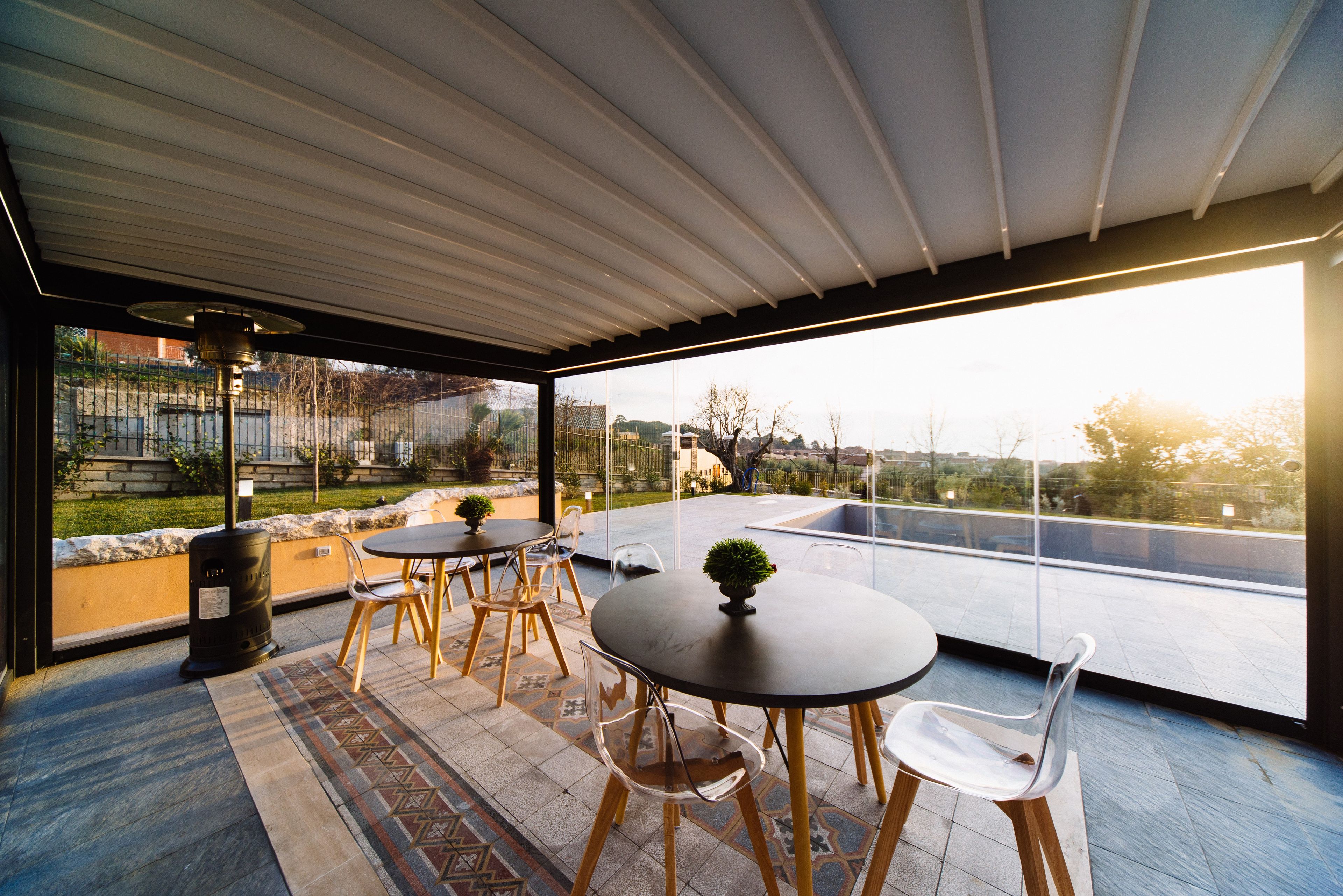 Алюминиевая самонесущая беседка с раздвижной крышкой KE Outdoor Design GENNIUS ARCH-00141203 - Вид №7