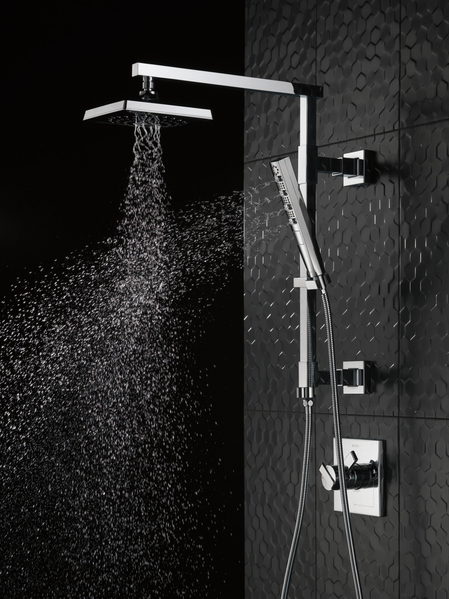 U495D-PB60-PK Шланг для ручного душа 60–80 дюймов Delta Faucet Universal Showering Полированная латунь  - Вид №10