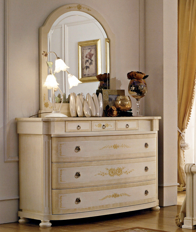 Комод PRINCIPESSA AGM (ALBERTO E MARIO GHEZZANI) D.153 