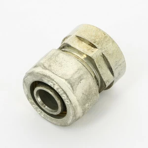 Муфта обжим-В HENCO 20х1/2"