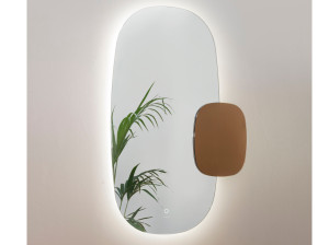 Настенное зеркало