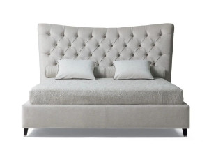 Двуспальная кровать из ткани с капитонным изголовьем