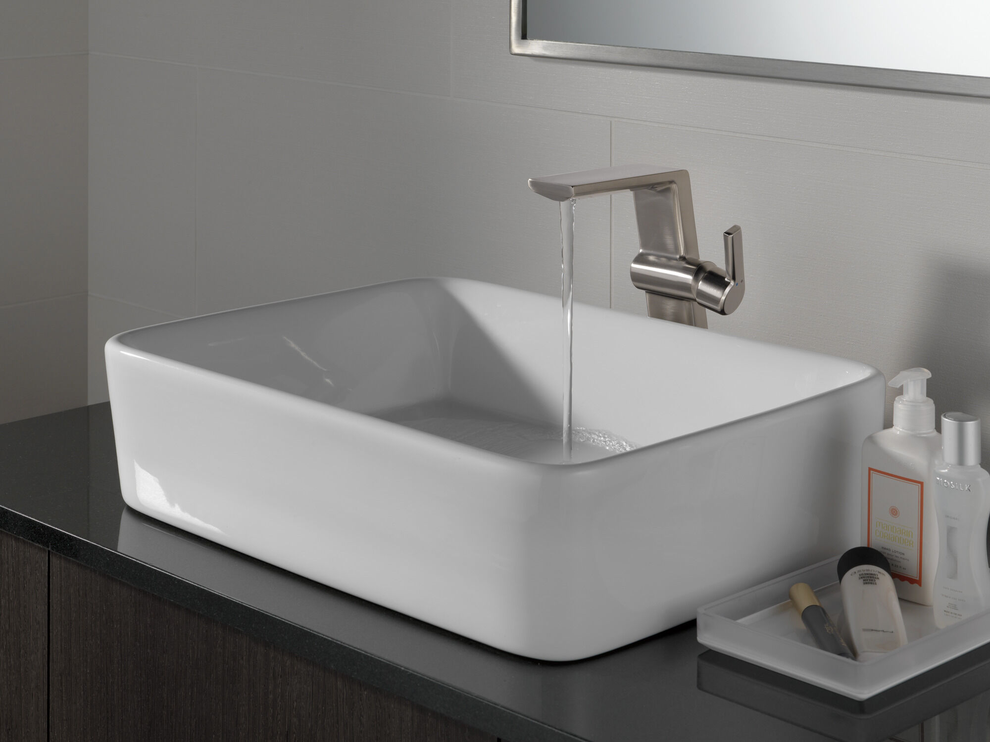 799-SS-DST Смеситель для ванной комнаты с одной ручкой Delta Faucet Pivotal Нержавеющая сталь  - Вид №3