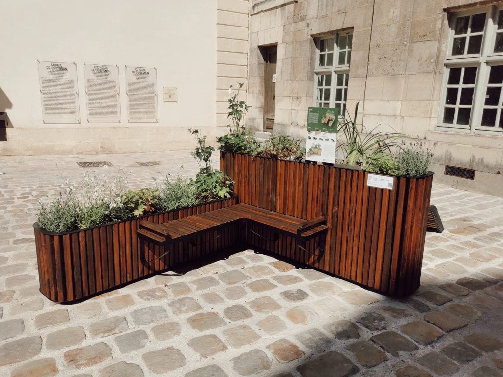 Деревянная скамейка со встроенной плантатором Urbencéa EDEN ARCH-00018047 - Вид №1