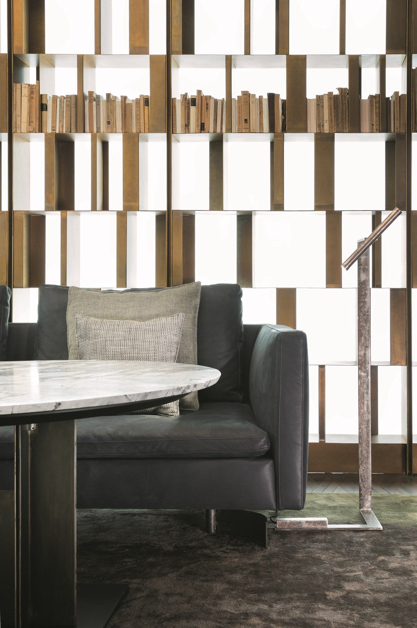 Регулируемая латунная напольная лампа Henge Flat ARCH-00070147 - Вид №1