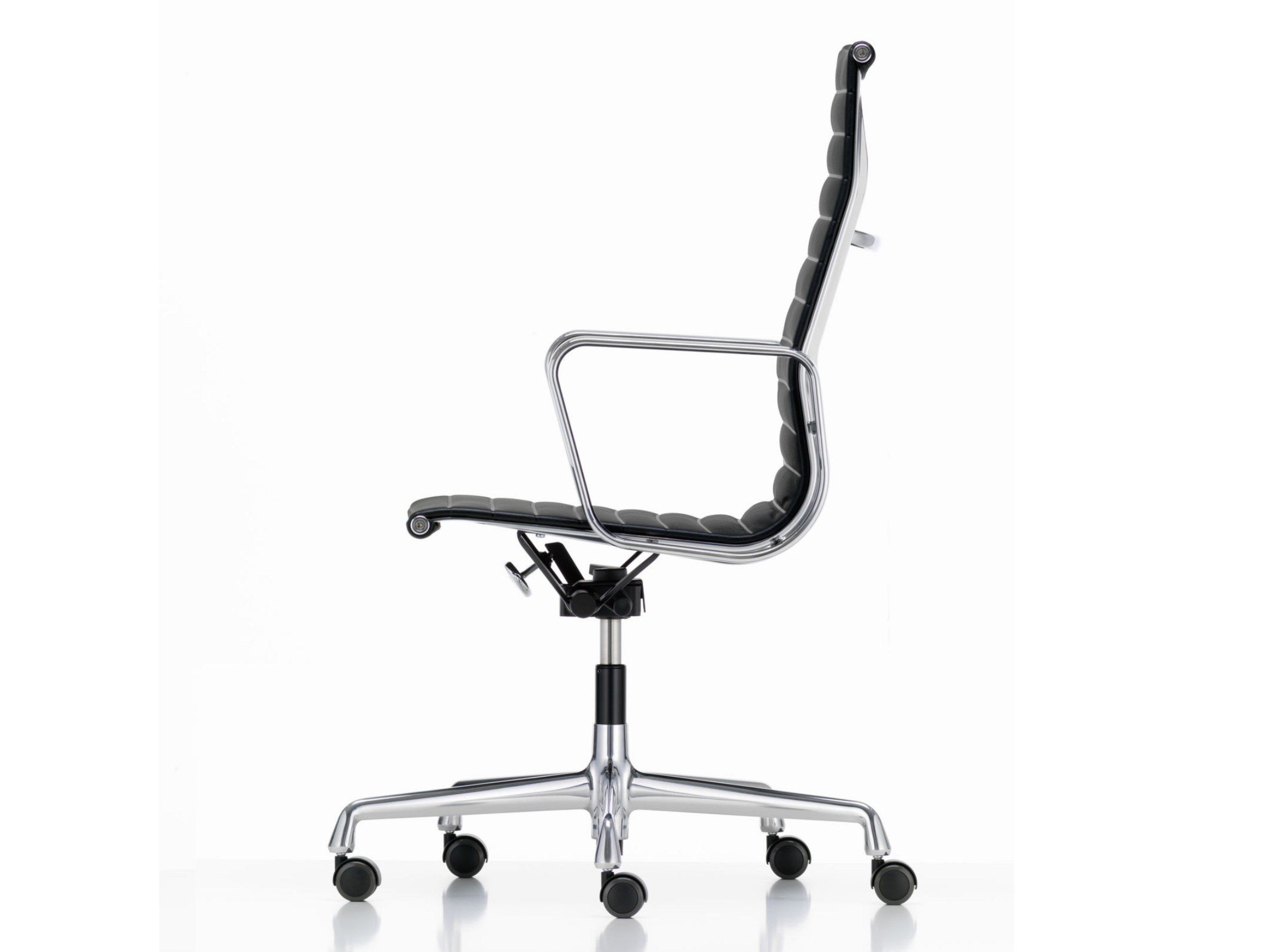 Кожаный поворотный операционный офисный стул с подлокотниками VITRA Eames Aluminium Group ARCH-00077414 - Вид №2