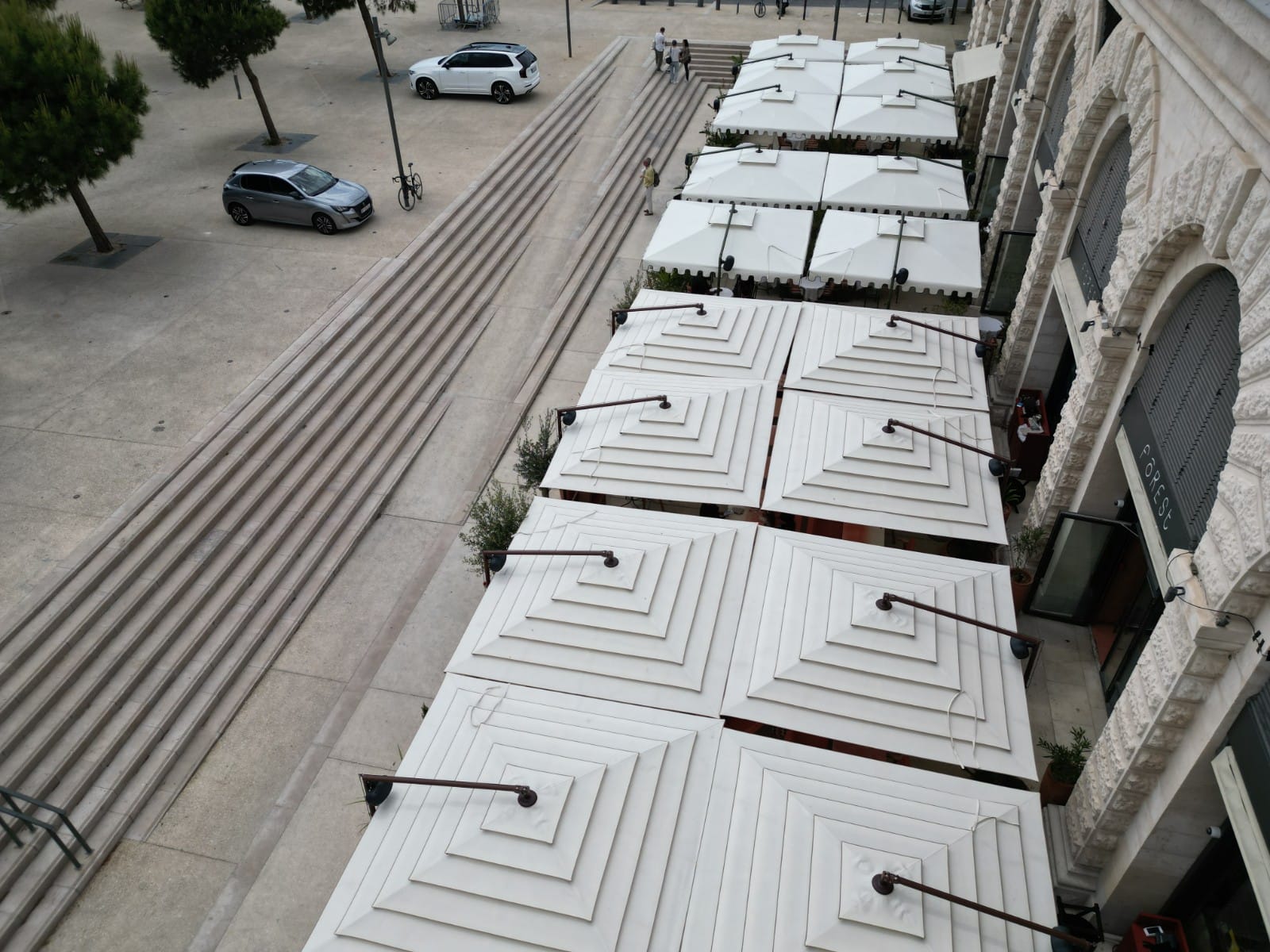 Металлический поворотный зонтик с боковым полюсом Gardenart GIRASOLE LUSSO ARCH-00067059 - Вид №3