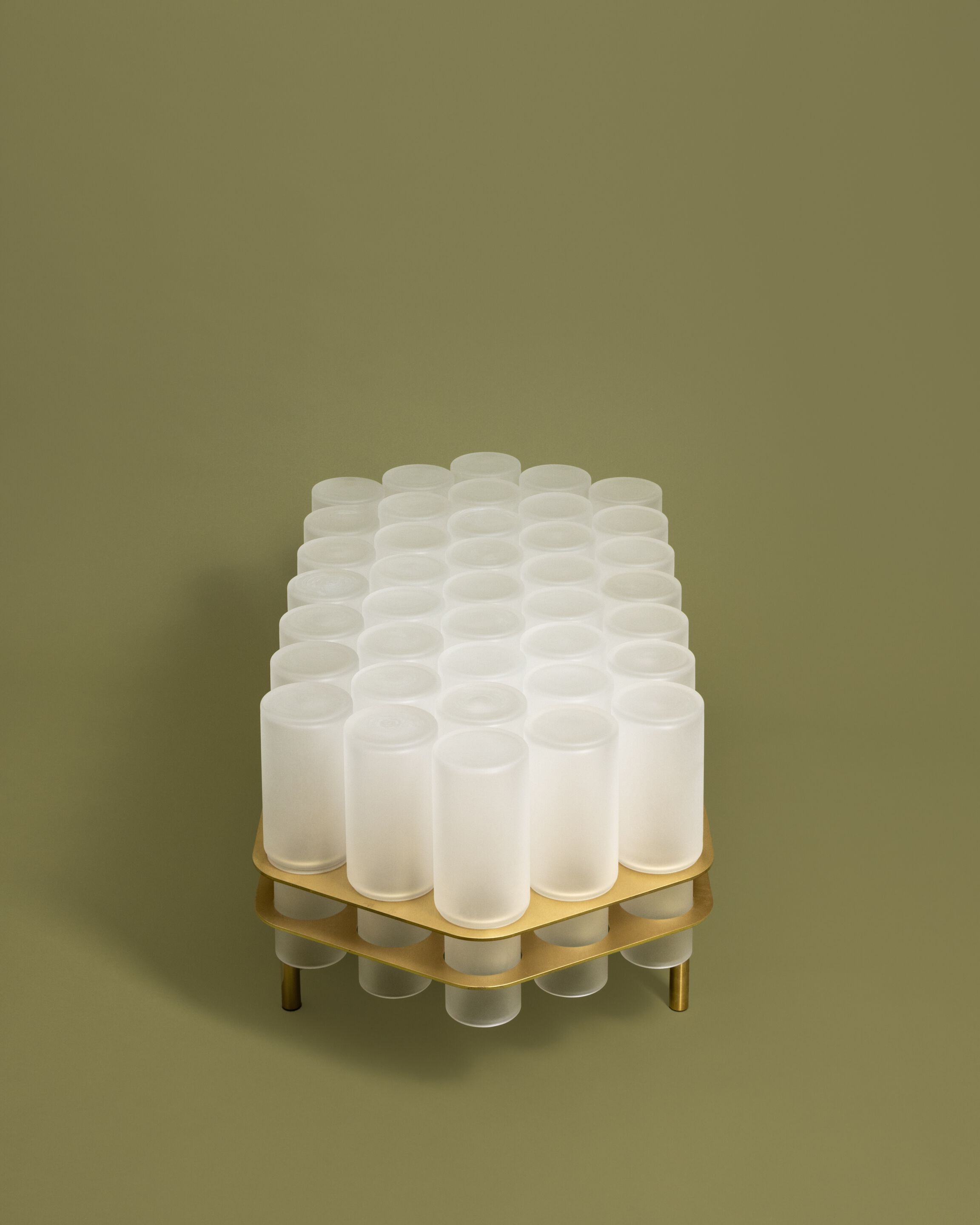 Журнальный столик из дутого стекла и латуни SkLO FIELD 39 ARCH-00103634