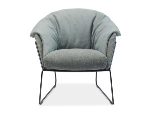 Тканевое кресло с подлокотниками