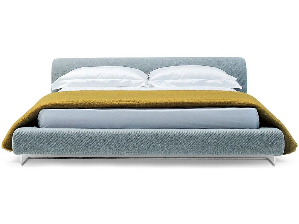 Двуспальная мягкая кровать из ткани MOROSO Lowland ARCH-00037890 - Вид №1