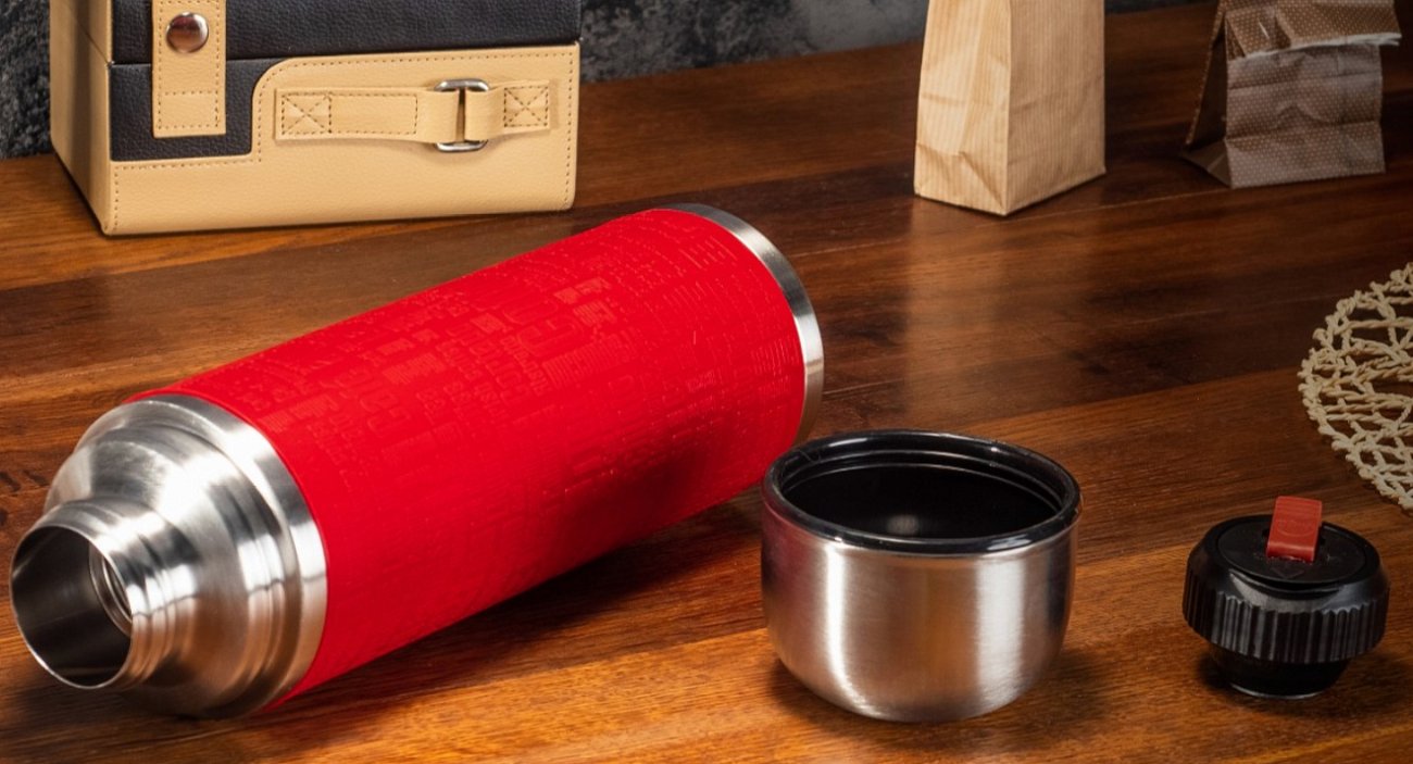 Термос красный 1л Senator Sleeve EMSA ДИЗАЙНЕРСКИЕ 00-3951797 Красный  - Вид №2