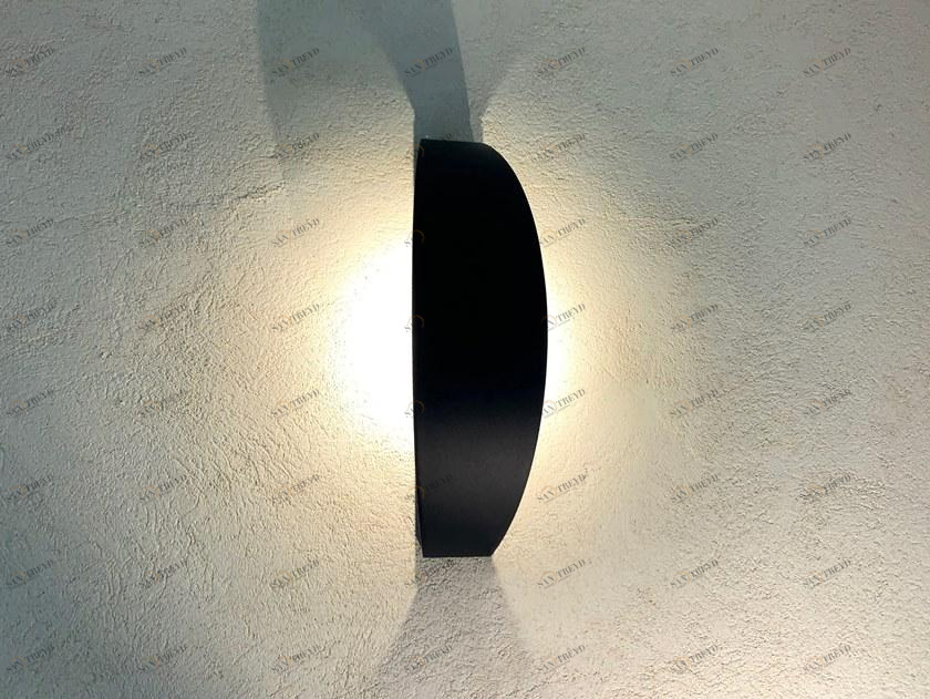 LYX Luminaires Светодиодный настенный светильник для улицы из стали с эпоксидной краской sun-id-1365526