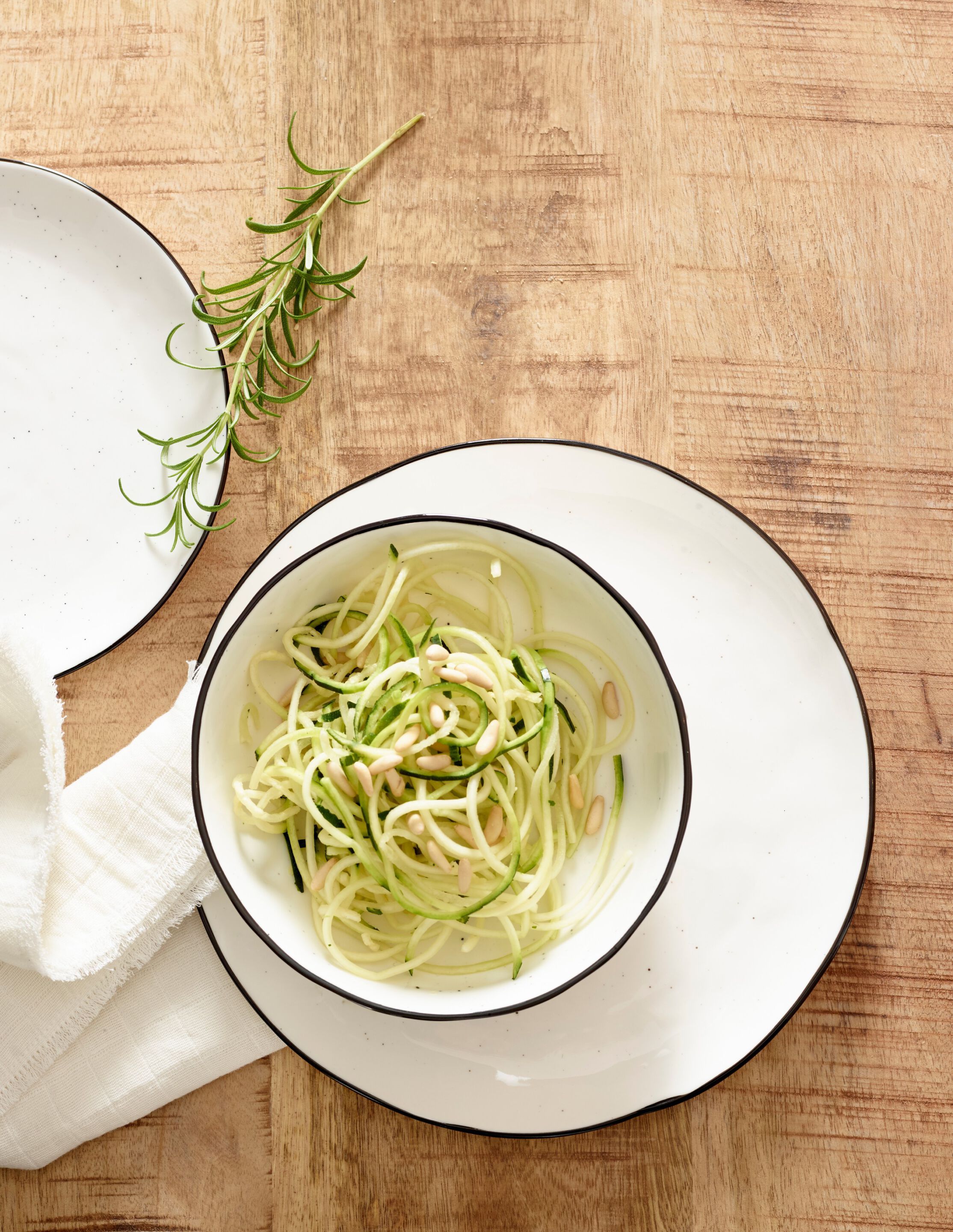 Фарфоровая чашка POMAX Basil ARCH-00010663 - Вид №1