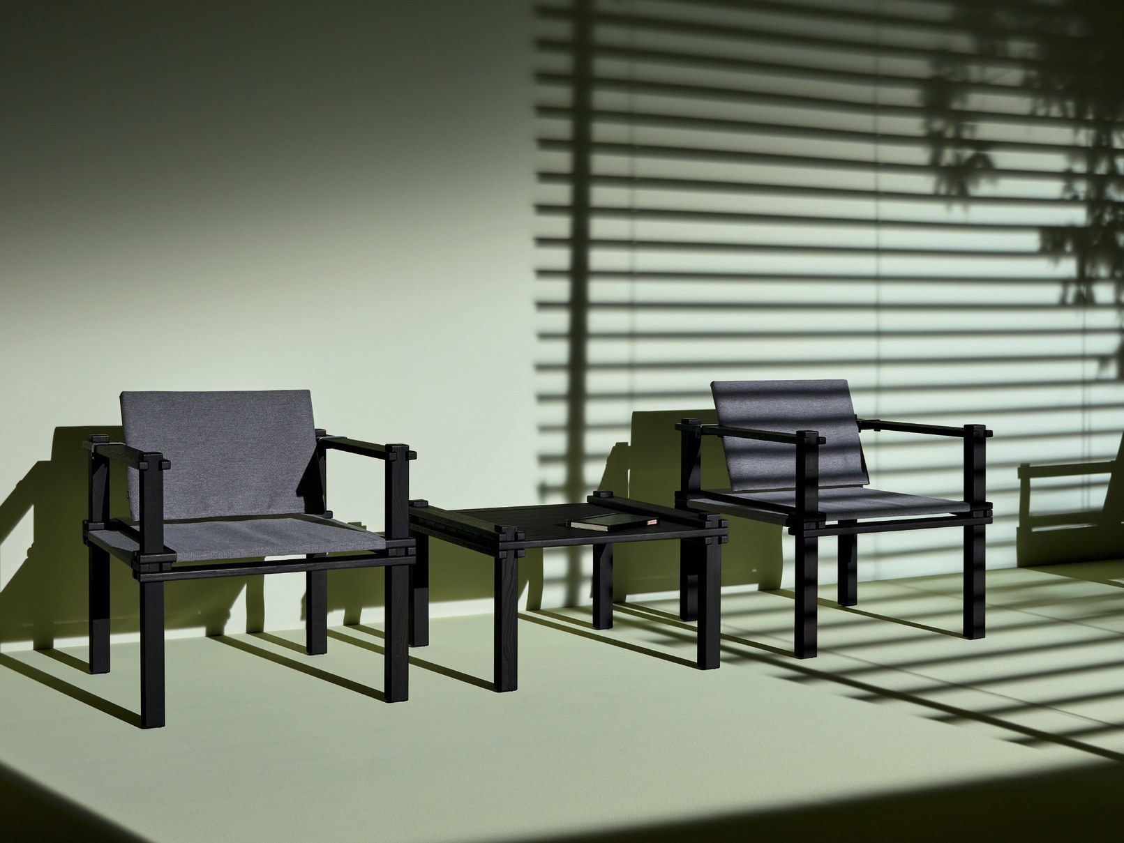 Квадратный садовый столик из массива дерева COR Farmer ARCH-00135596 - Вид №5