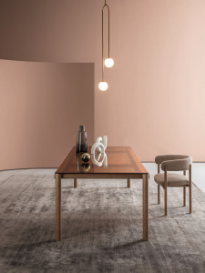 Прямоугольный стол с отожженной стеклянной столешницей