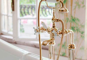 Gentry Home Смеситель для раковины от центра к центру 2 отверстия под смеситель 200 мм Chelsea Темное золото GH101625 - Вид №1