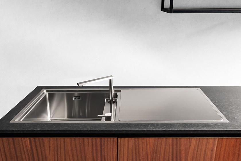 Xera by Arex Линейная кухня из стали и дерева sun-id-1496959 - Вид №8