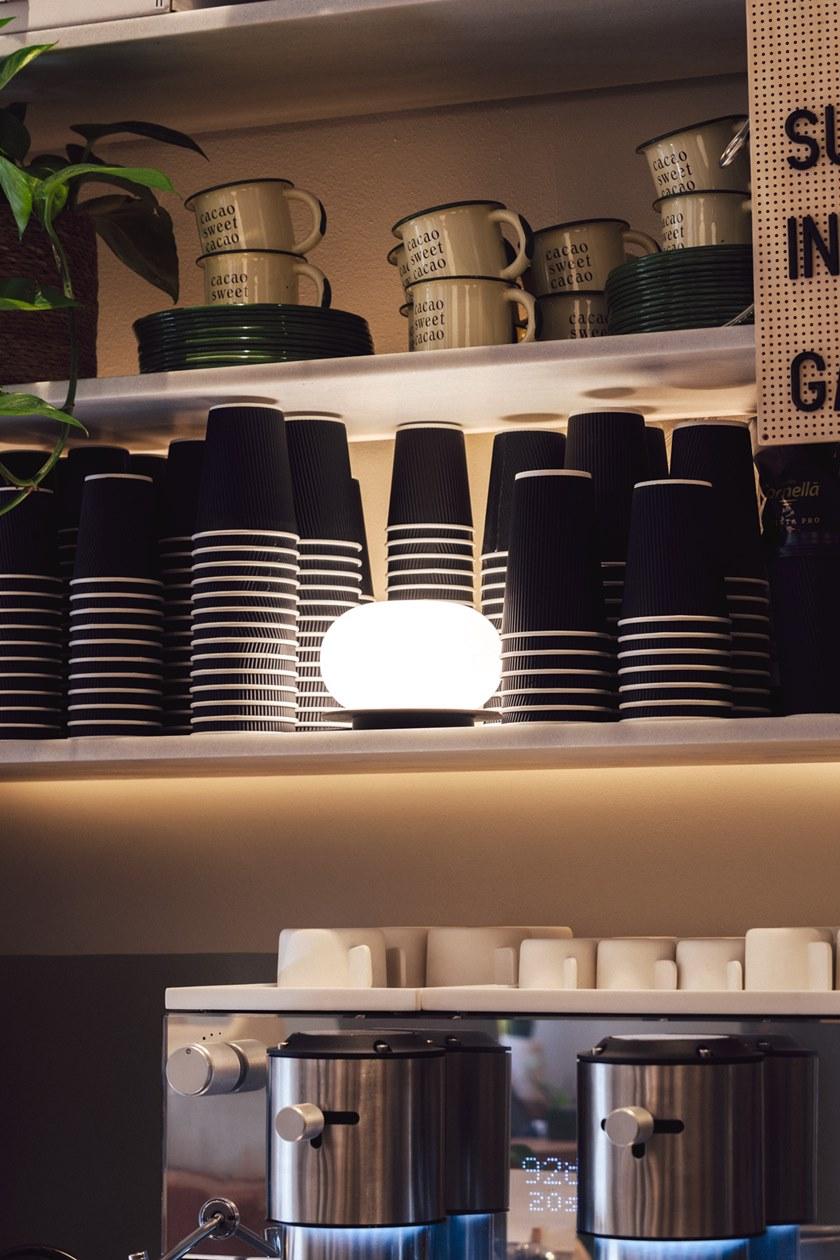 Milan Iluminacion Настольная лампа из ясеня и дутого стекла Knock 6715 - Вид №4