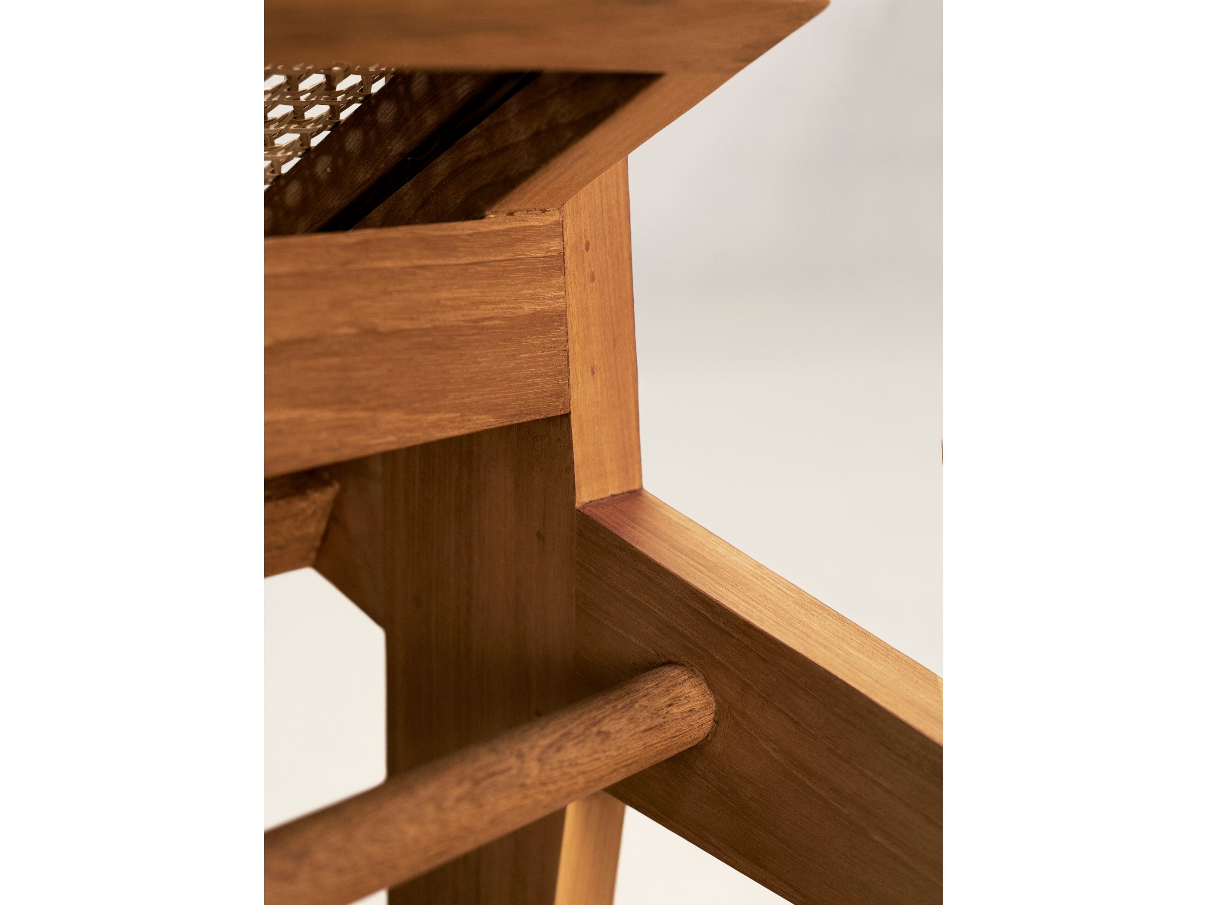 Стул из тикового дерева с подлокотниками Phantom Hands Project Chandigarh ARCH-00020969 - Вид №2