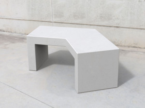 Бетонная скамья