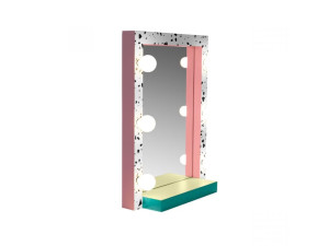 Зеркало со встроенным освещением