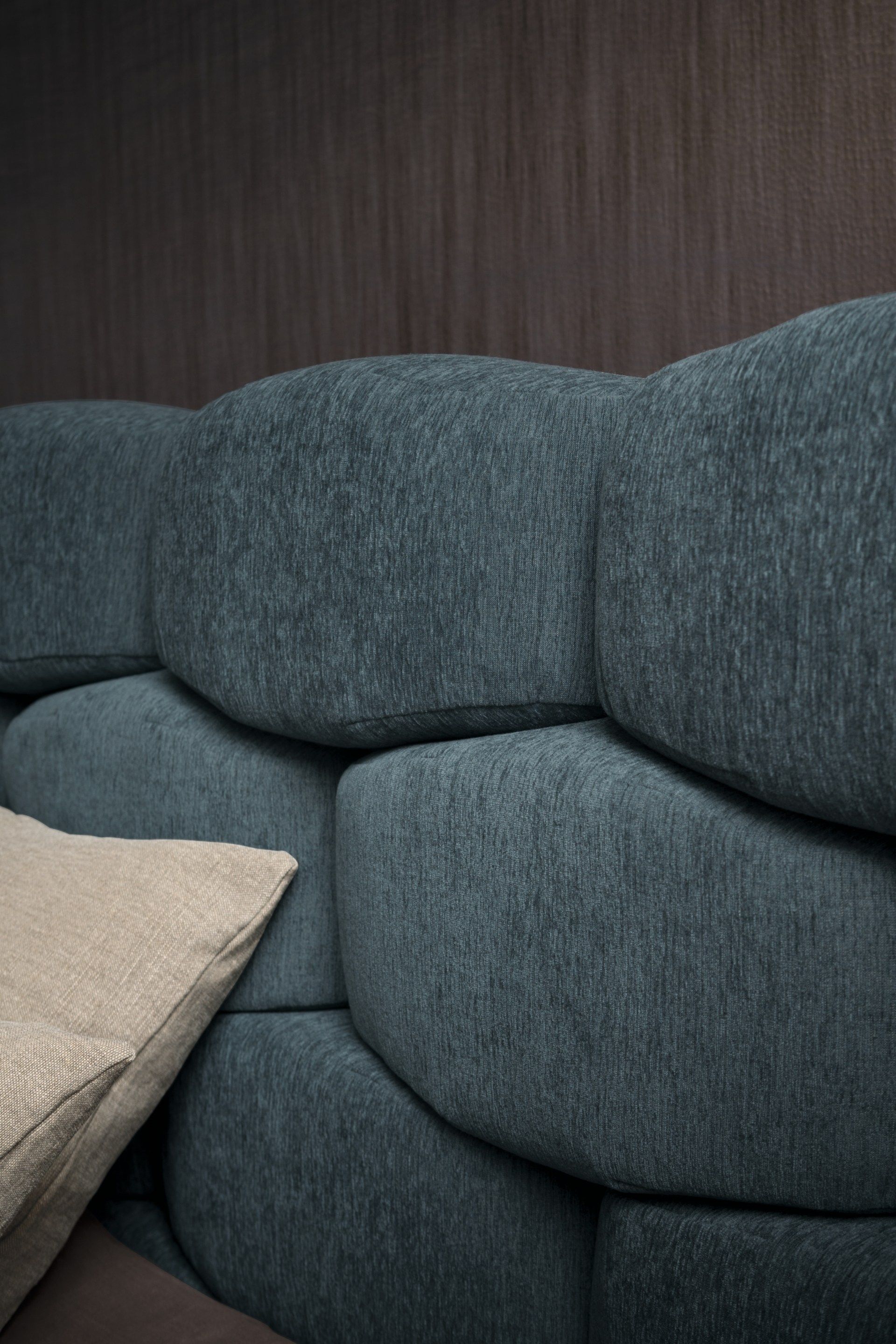 Двуспальная кровать с мягким изголовьем Flou MAJAL ARCH-00099291 - Вид №2