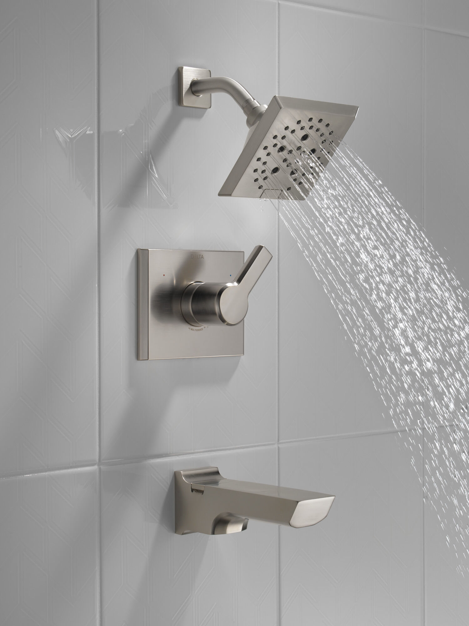 Monitor® 14 Series H2Okinetic® Ванна и душевая панель Delta Faucet T14499-SS - Вид №3