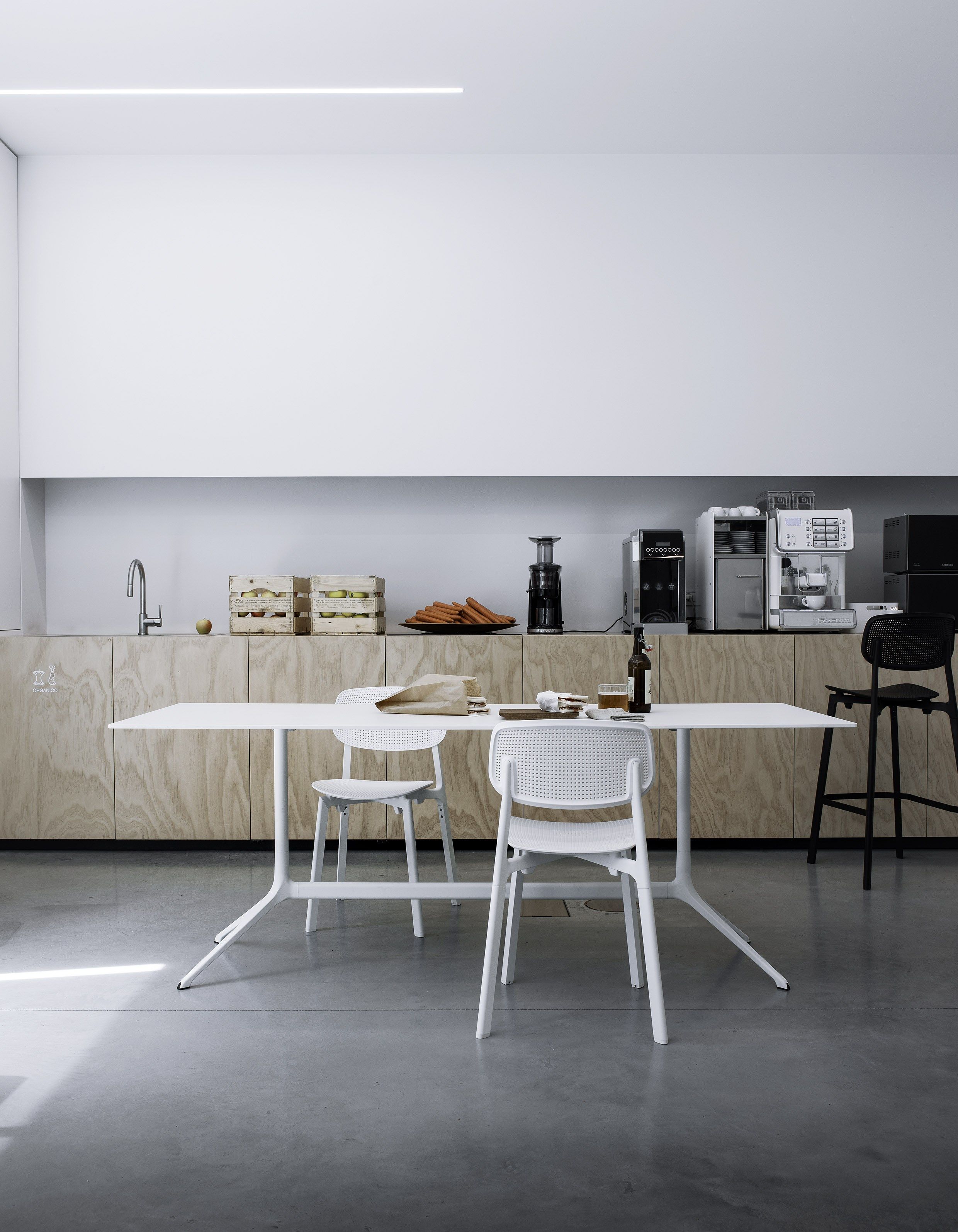 Прямоугольный стол с откидным верхом из литого алюминия Kristalia ARCH-00096698 - Вид №12