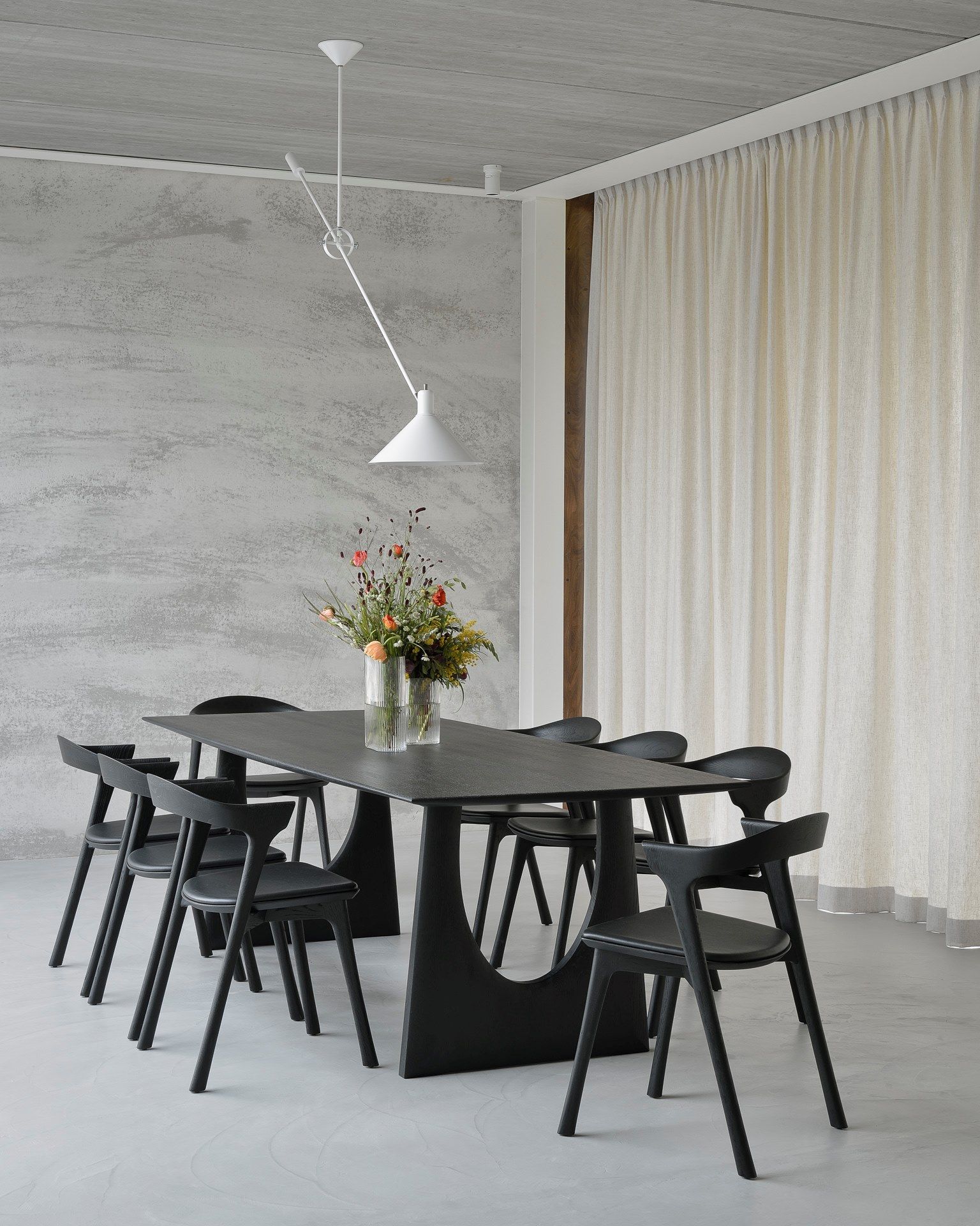 Прямоугольный обеденный стол из дуба Ethnicraft Геометрическая ARCH-00126990 - Вид №8