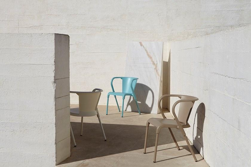 Adico Штабелируемый садовый стул из полипропилена с подлокотниками sun-id-1350231 - Вид №1