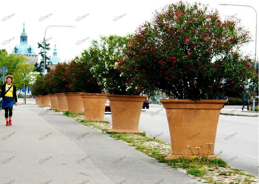 Nola Industrier Кашпо для общественных мест из железобетона Kalmar sun-id-1388345