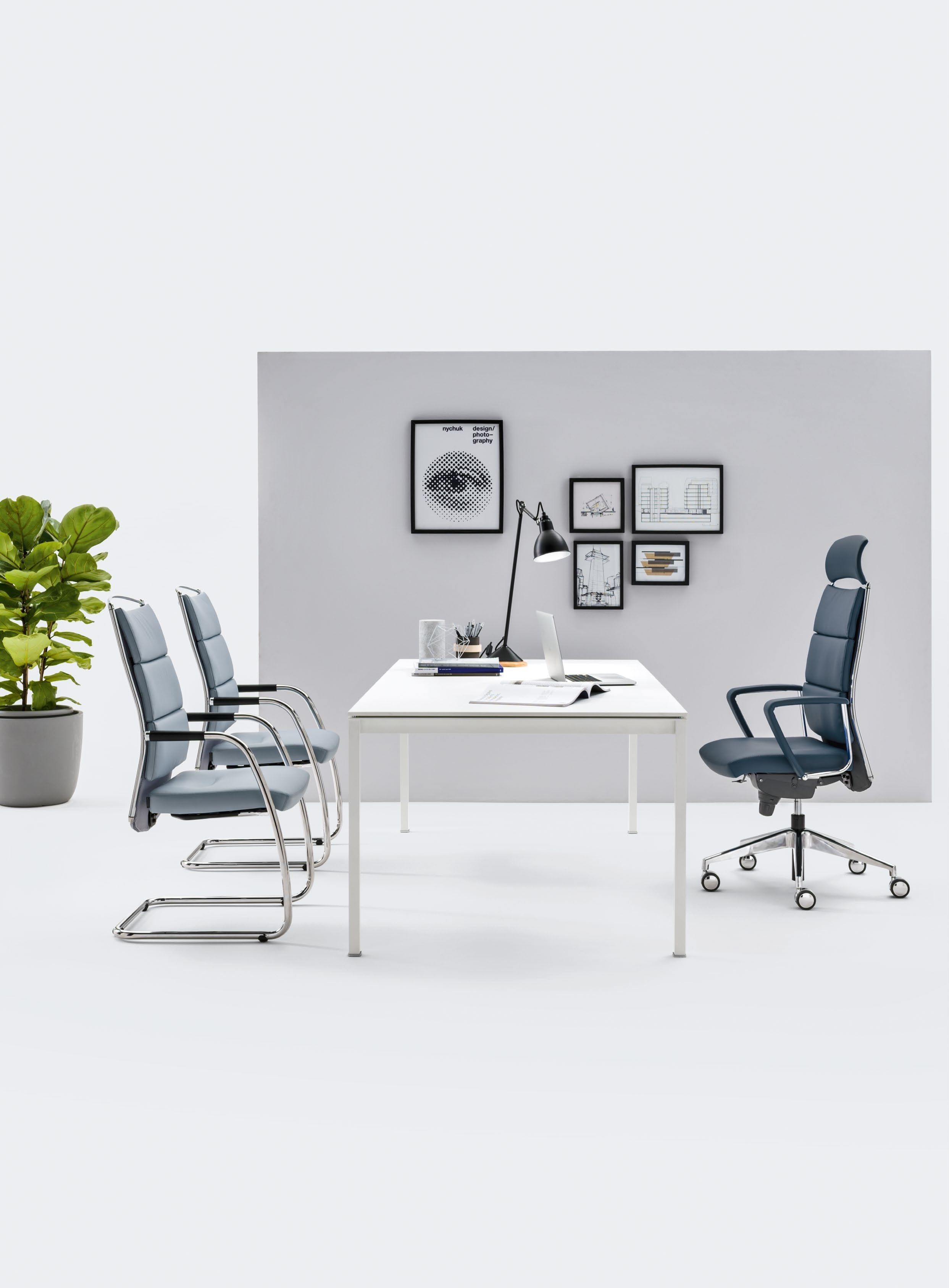 Кожаное офисное кресло с регулируемой высотой и высокой спинкой Ares Line Link XPlus ARCH-00008017 - Вид №3