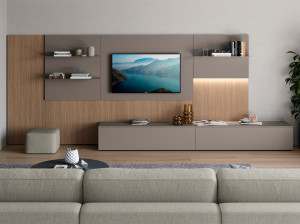 Деревянная секционная оборудованная стена