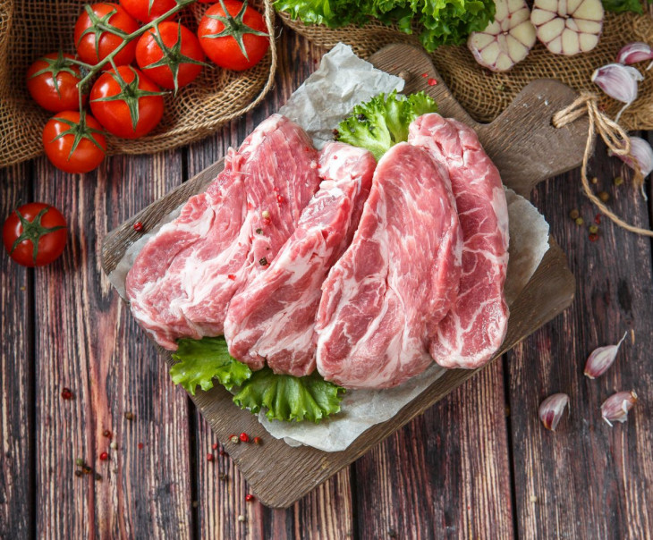 5005 Стейк из свиной шейки Вкусляндия 