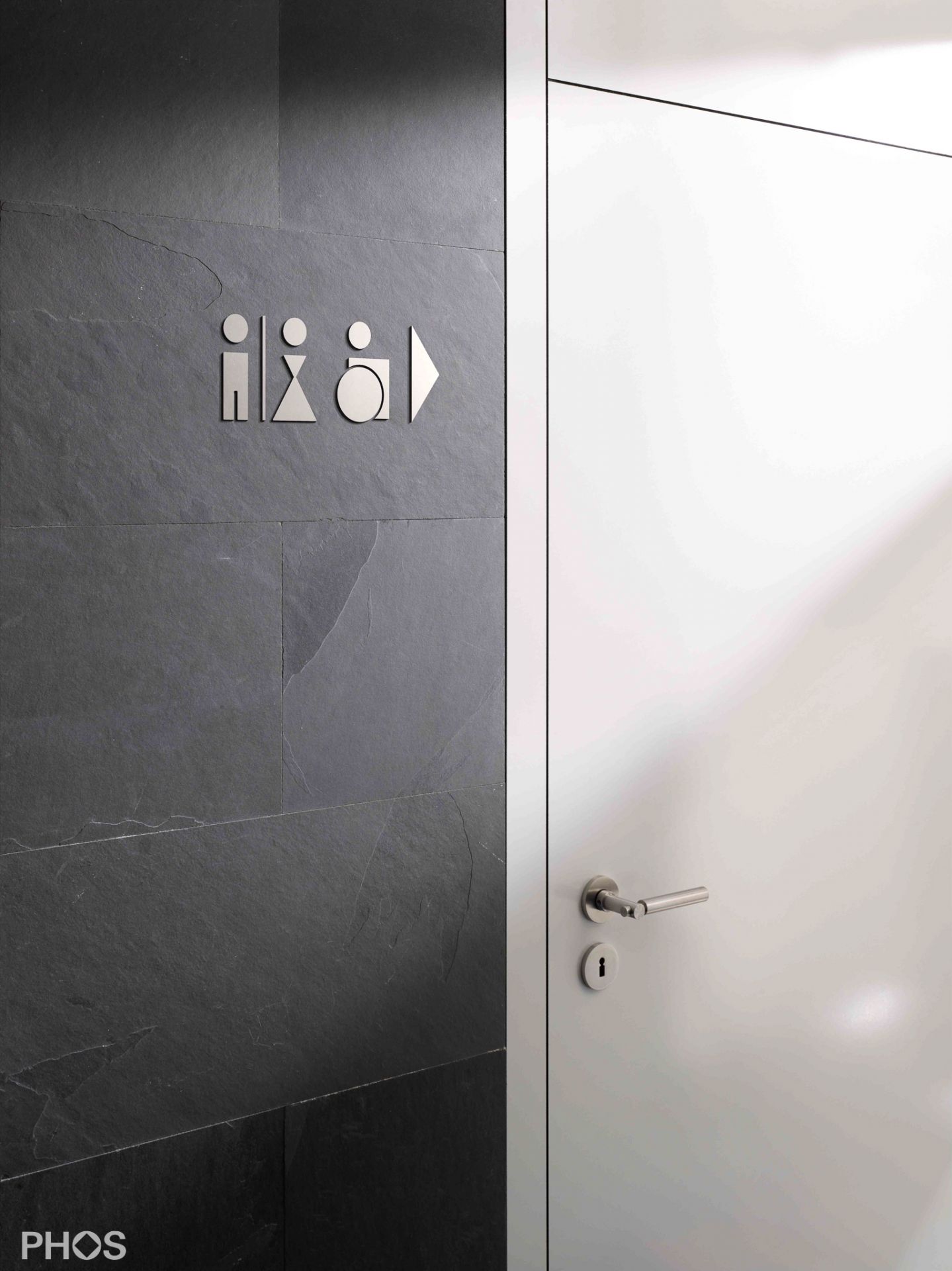 P0201 Туалет пиктограмма мужчины и женщины PHOS  - Вид №1