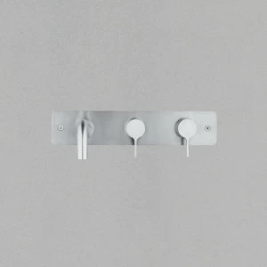 Вулкан. 36 60. Настенный смеситель для Quadrodesign