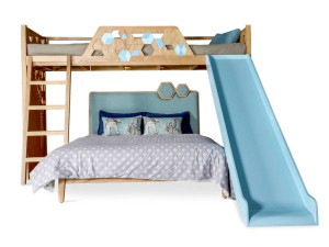 Двухъярусная кровать из массива дерева