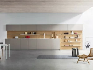 TM Italia Cucine Линейная лакированная кухня K6